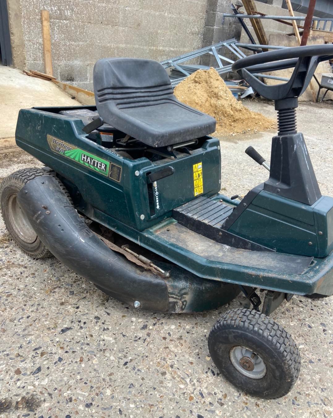 Agricultural and horticultural equipment repair
